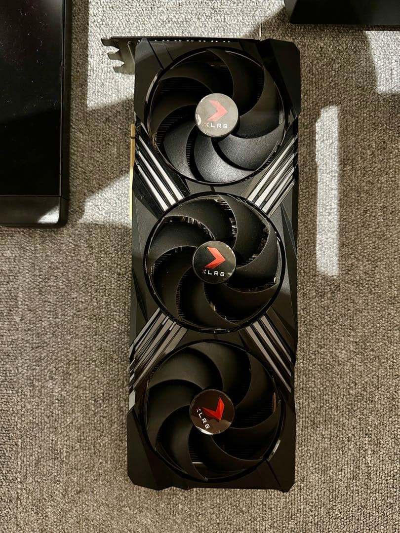 PNY XLR8 Gaming RTX4070ti 12GB グラフィックボード