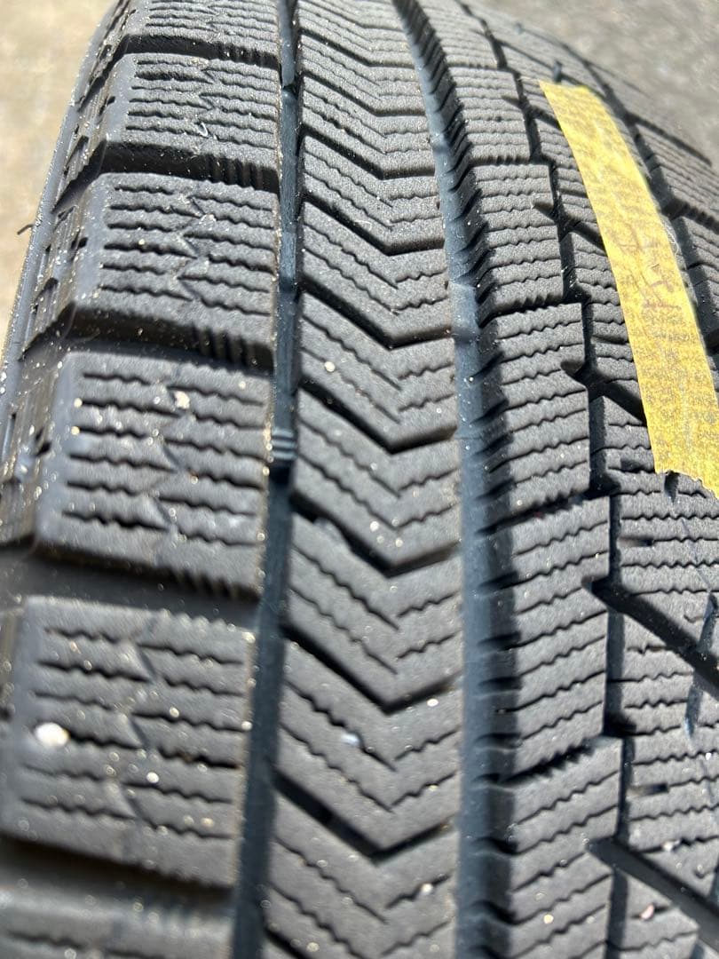 スタッドレス４本セット　ブリザック　タント純正ホイールつき　155/65R14