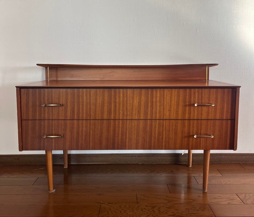 イギリス　ヴィンテージ チェスト　サイドボード