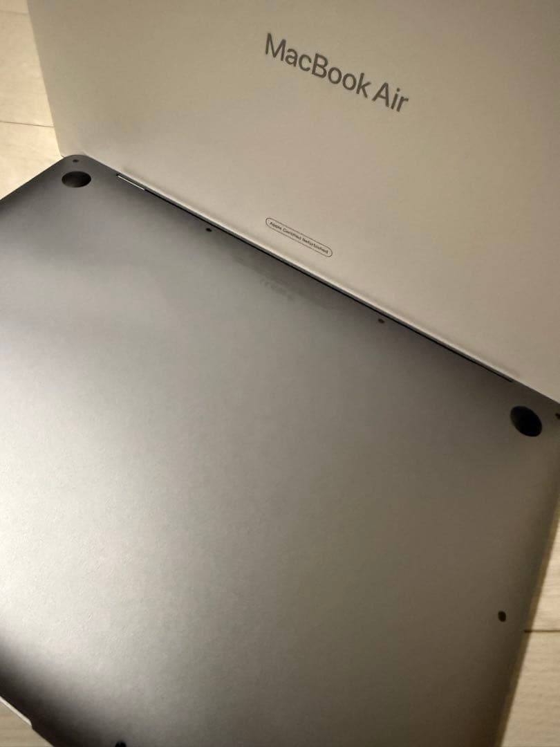 MacBook Air 2020 8GB スペースグレー