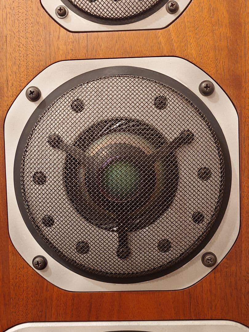 直接引き取り限定の格安YAMAHA NS-2000 ペア