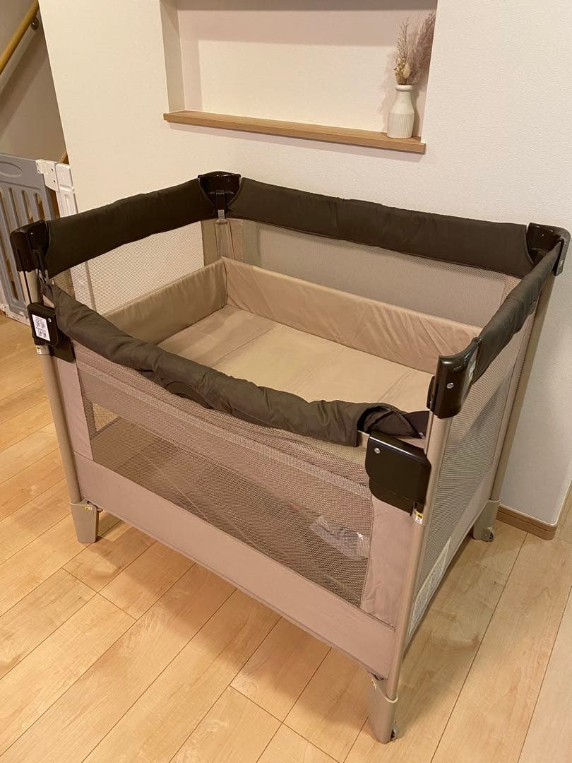 sayu様　Aprica ココネル ベビーベッド 折りたたみ ブラウン