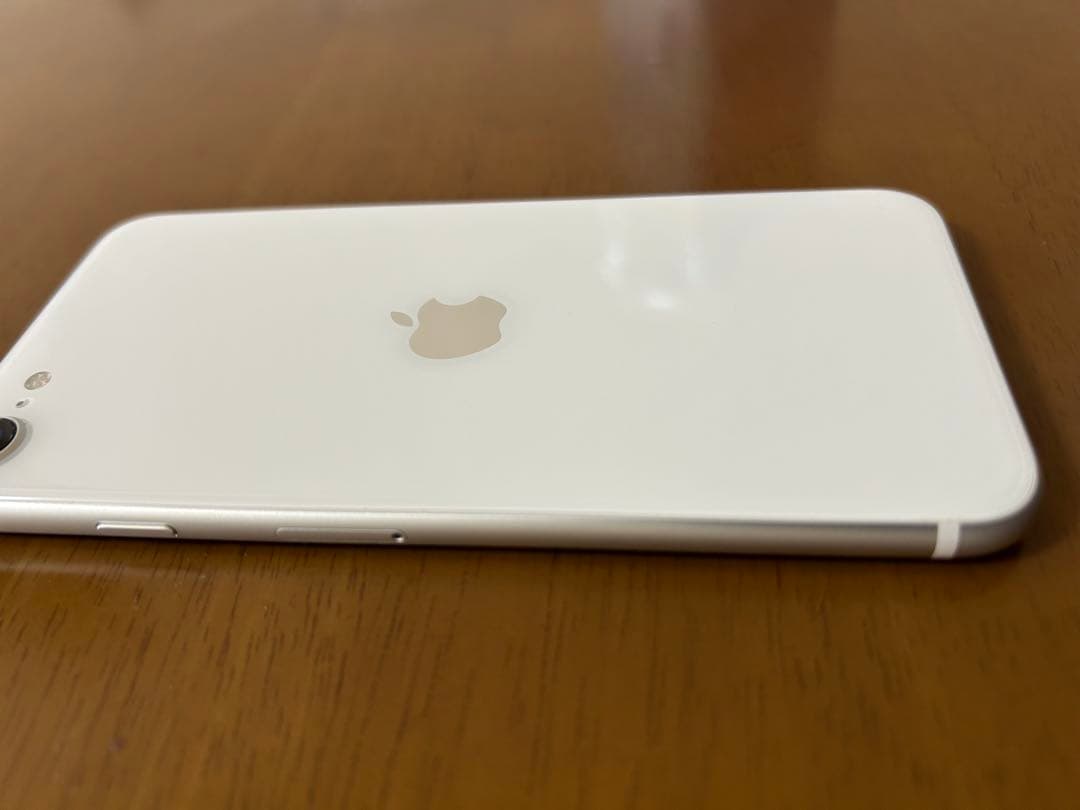iPhoneSE（第二世代） 128GB ホワイト