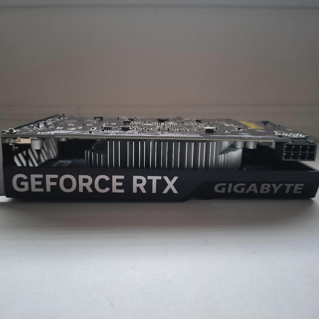 GIGABYTE GeForce RTX4060 8G グラフィックボード