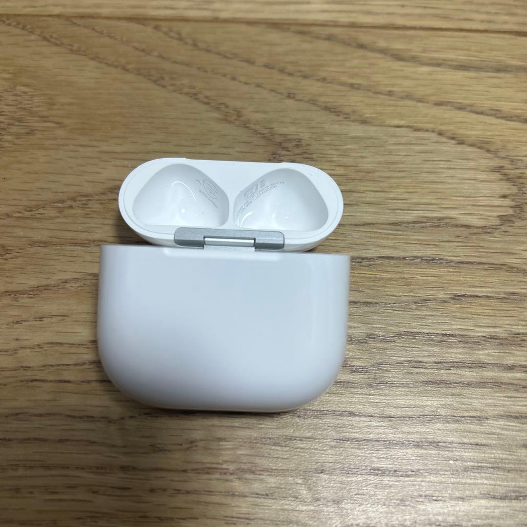Airpods 第4世代　ANC ノイズキャンセリング付き　保証あり
