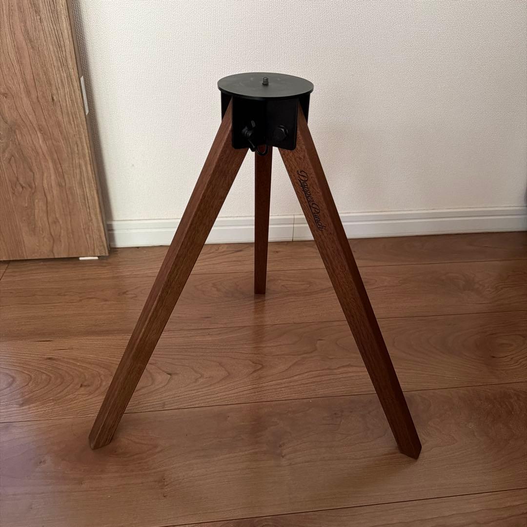 Dapper Punch ダッパーパンチ　木製三脚　H390 ウォールナット