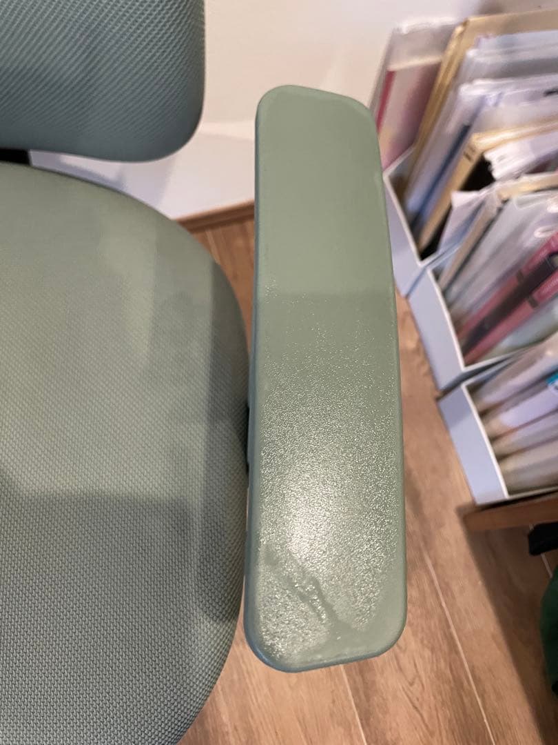 新品！イトーキ　サリダ　グリーン