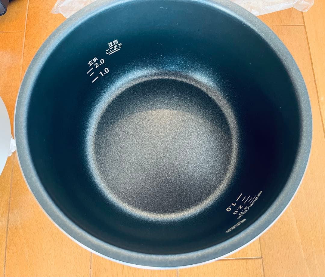 極美品 アイリスオーヤマ 電気圧力鍋 PMPC-MA2-B