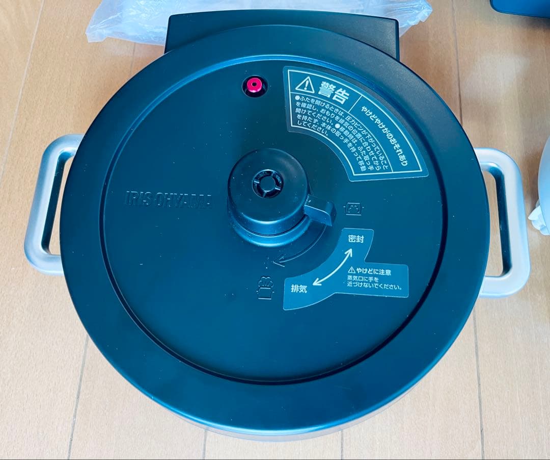極美品 アイリスオーヤマ 電気圧力鍋 PMPC-MA2-B
