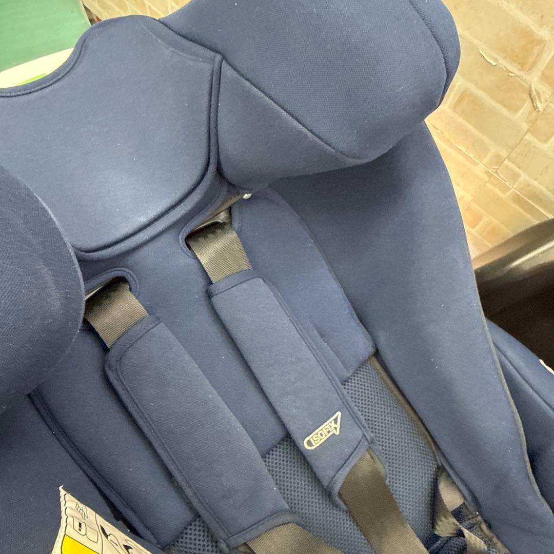 アップリカ　チャイルドシート ディアターン　回転　isofix 新生児から