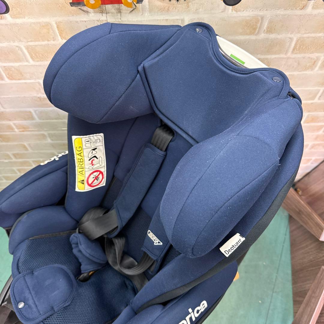 アップリカ　チャイルドシート ディアターン　回転　isofix 新生児から