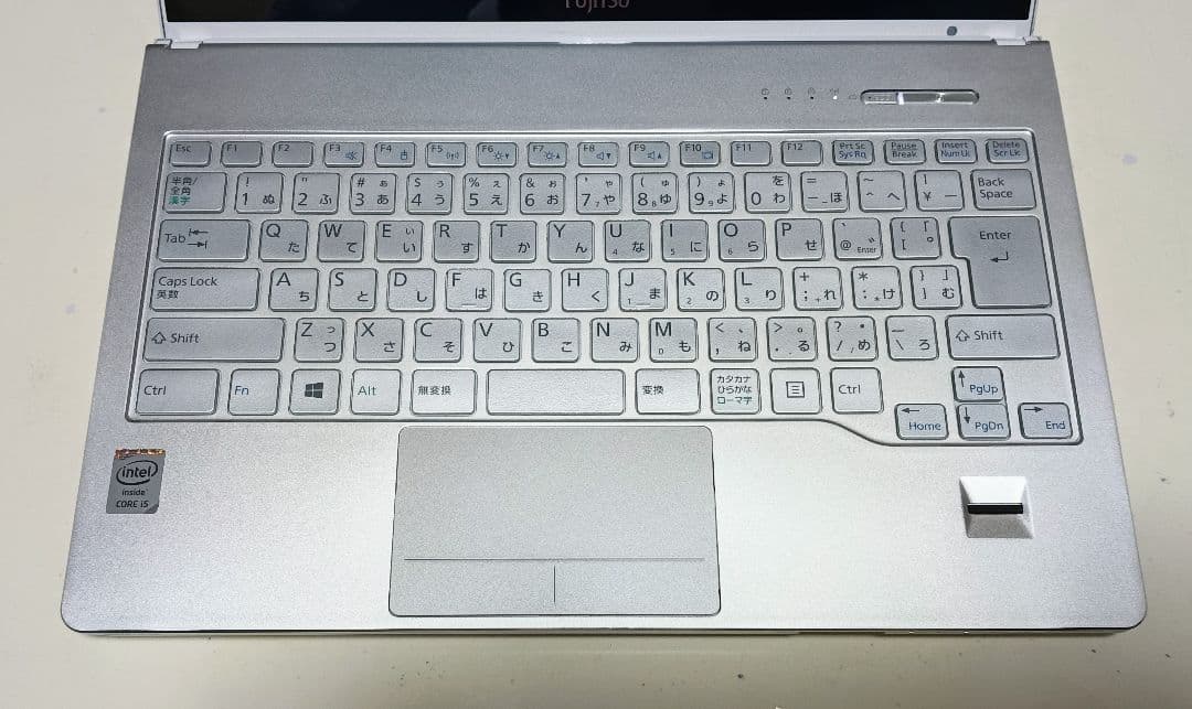 FUJITSU LIFEBOOK Corei5 メモリ6GB SSD256GB