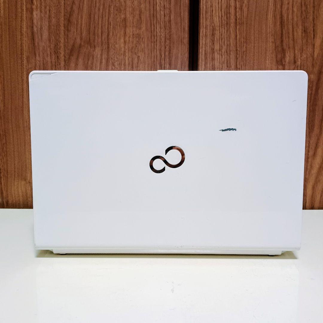FUJITSU LIFEBOOK Corei5 メモリ6GB SSD256GB