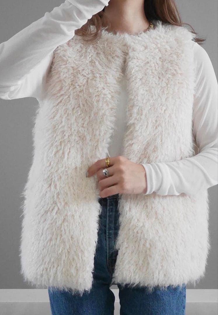 ANAYI ☆2023AWフェイクファージレ　オフホワイト