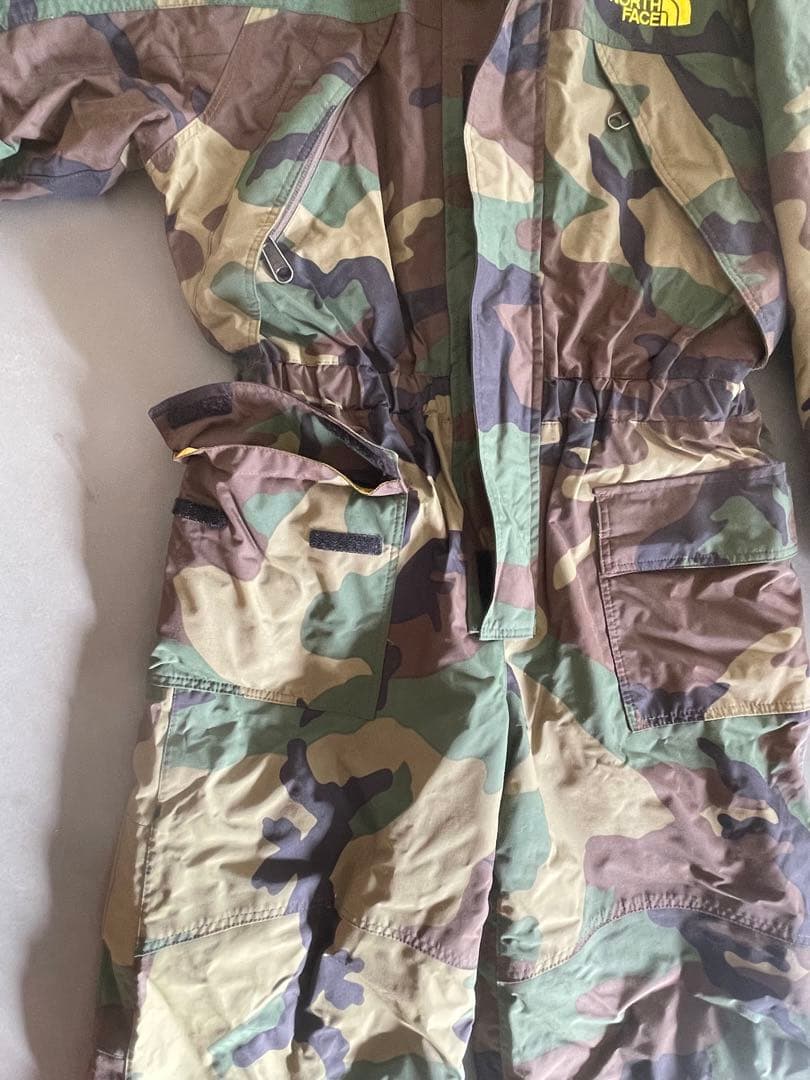 THE NORTH FACE 子ども用　カモフラスキーウェア　つなぎ　120
