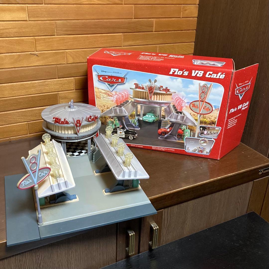 も*み様 Cars Flo's V8 Cafe Playset カーズ