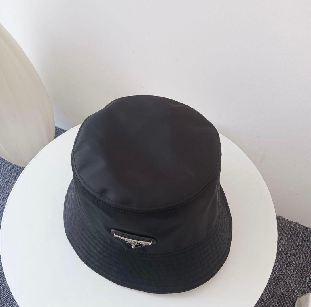 残り1点‼️PRADA バケットハット