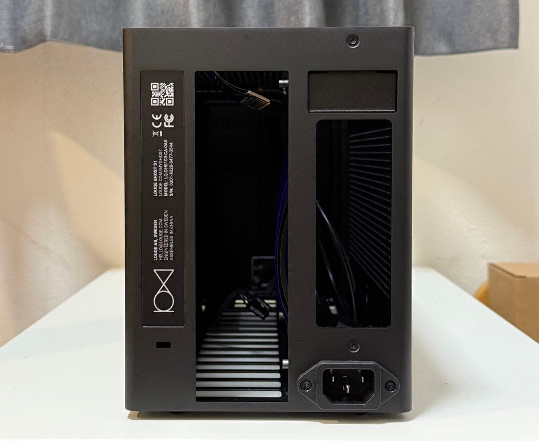 Louqe ghost s1 mkⅢ 自作pc ケース　mini itx