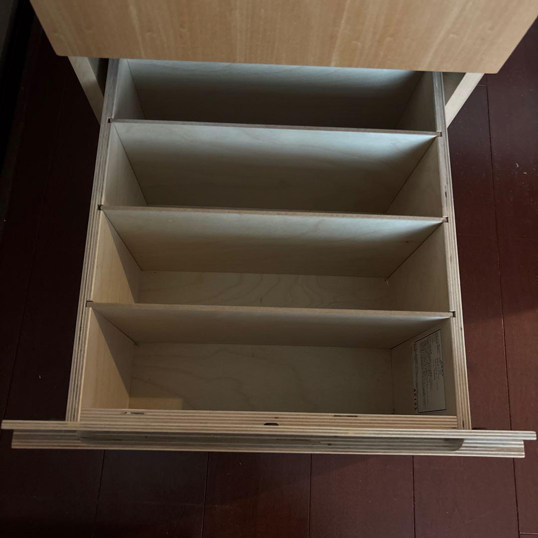 アクタス　机　vario