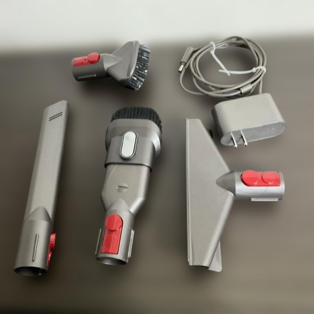 24. 『美品』動作確認済み　ダイソンDyson V8　SV10 sv25