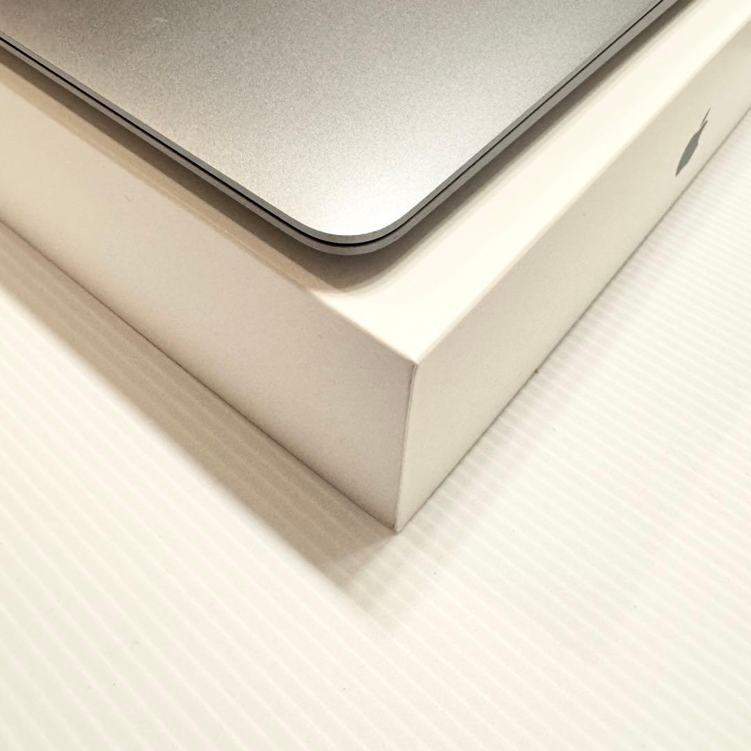 ら*様 極美品 MacBook Air M1 256G バッテリー96% 充放電