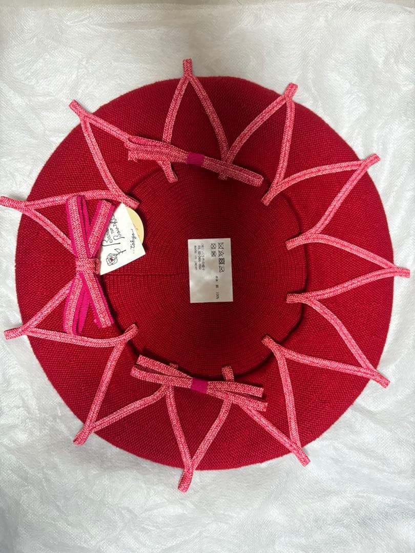 バラ色の帽子　ベレー帽　赤　BaraironoBoushi