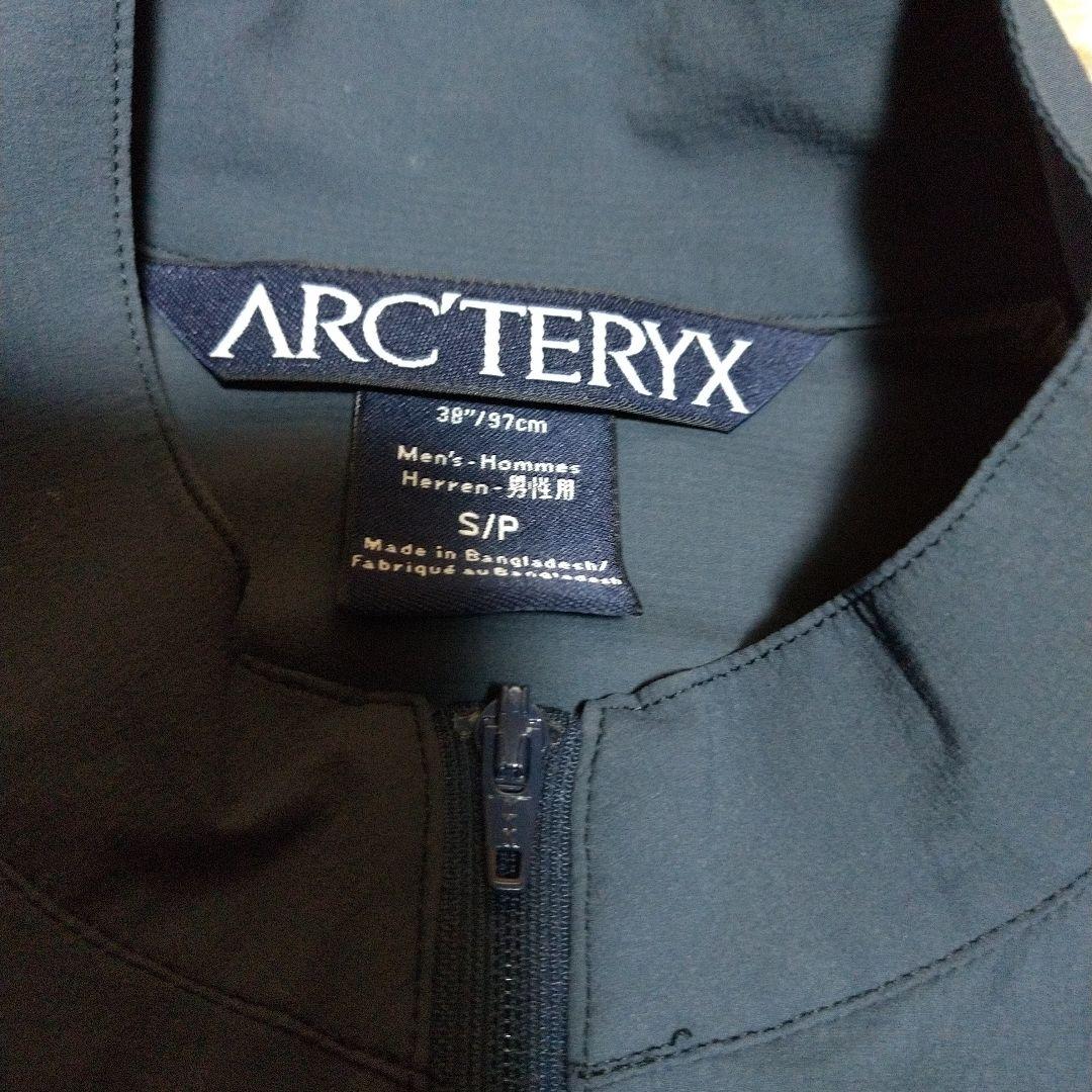 美品 ARC’TERYX アークテリクス インセンドベスト ネイビー S