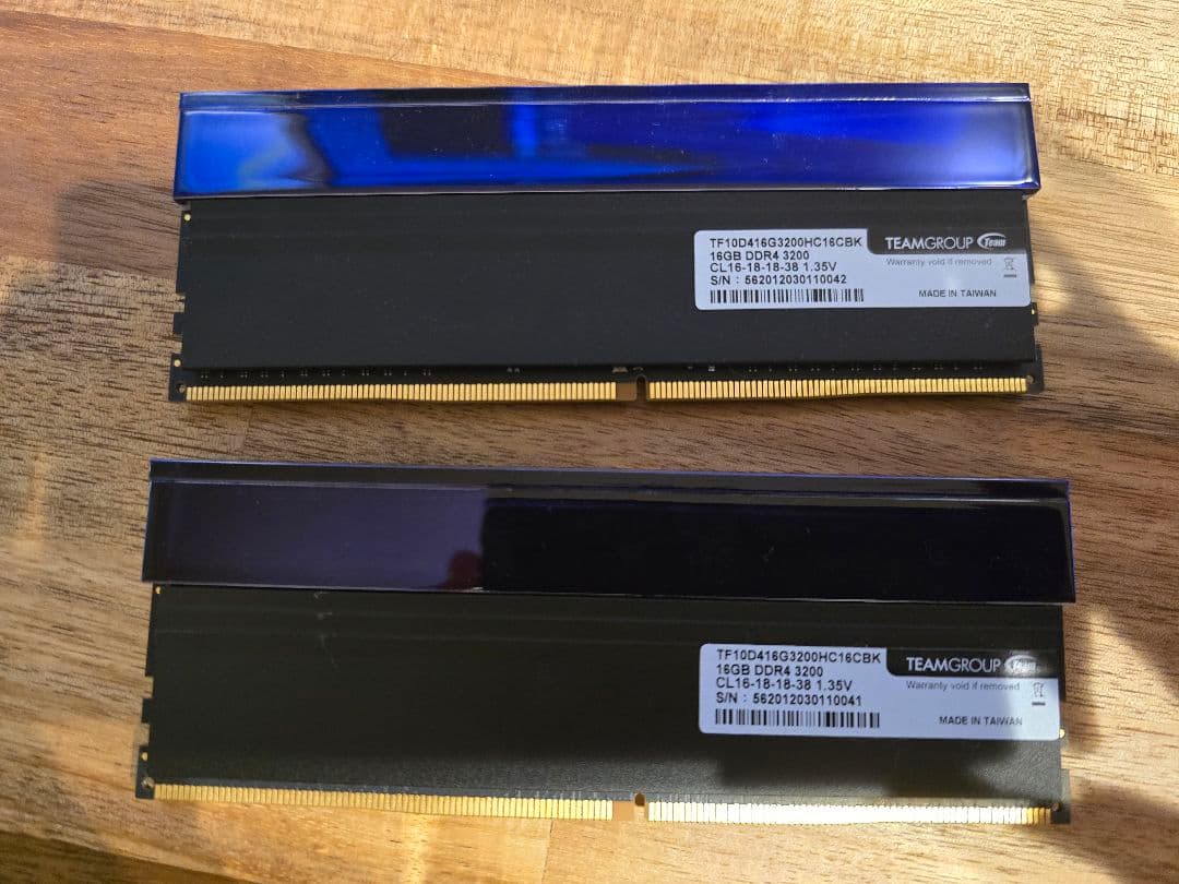 【ジャンク品】TEAMGROUP メモリ 32GB(2x16GB) DDR4