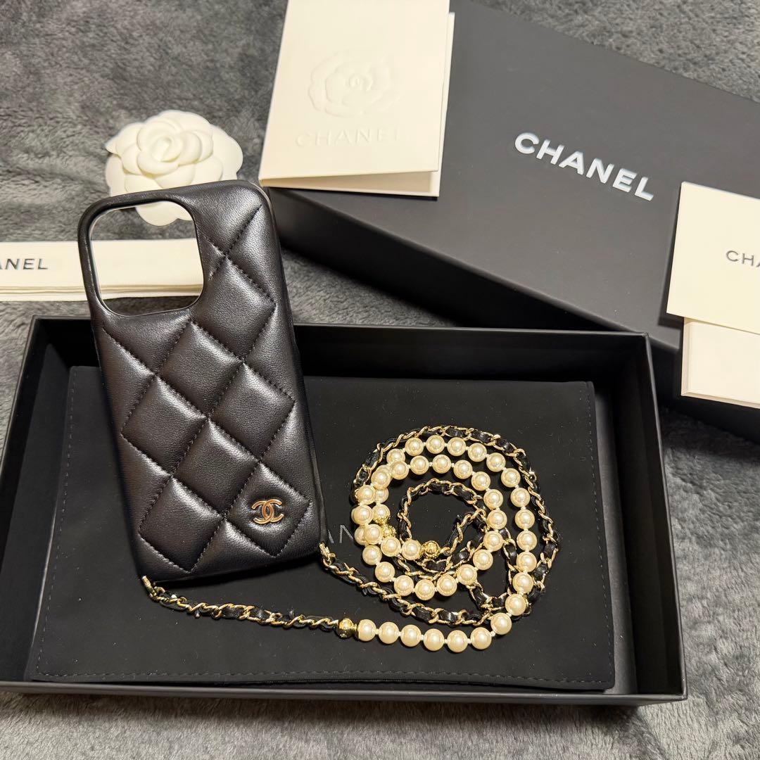 CHANEL iPhone 14proケース