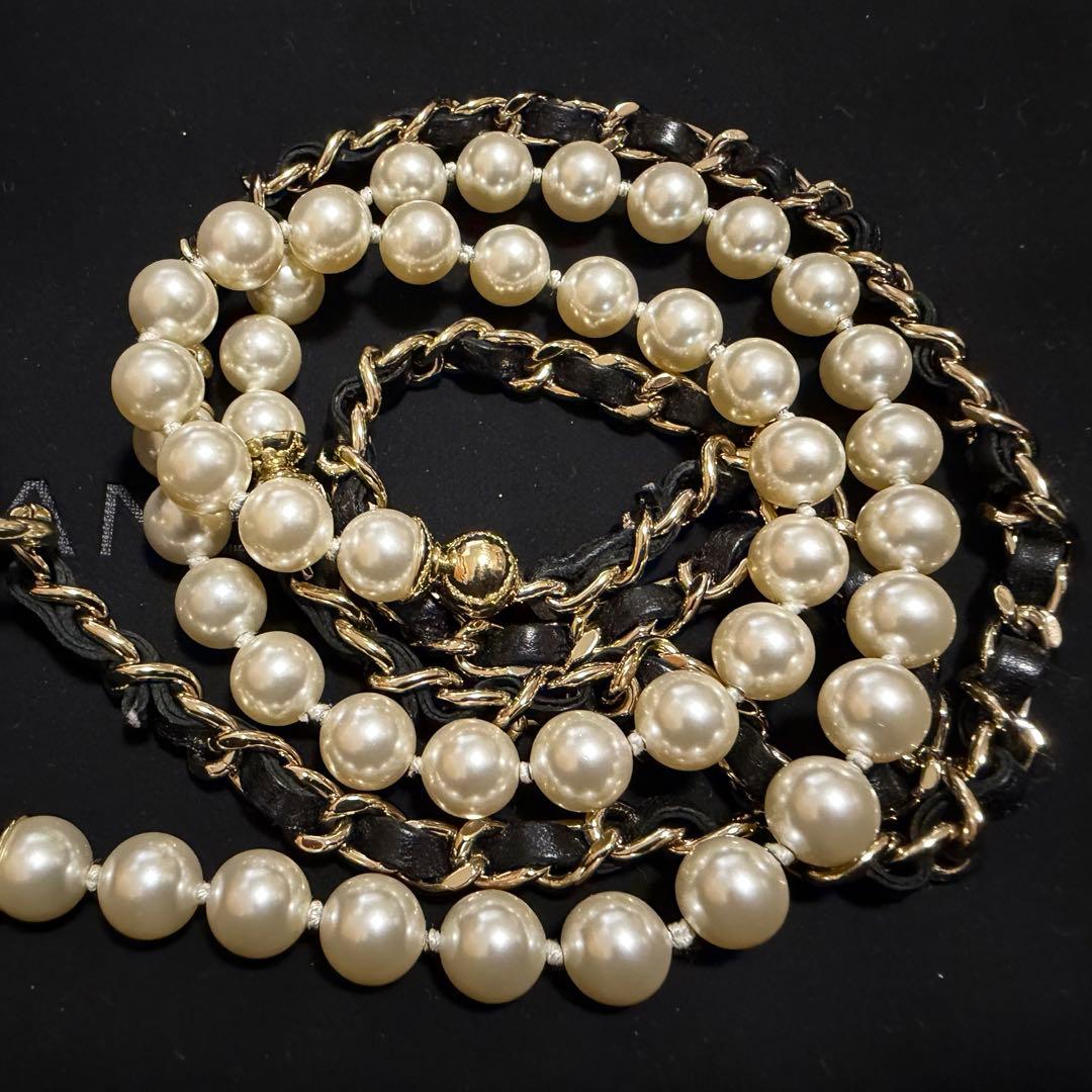 CHANEL iPhone 14proケース