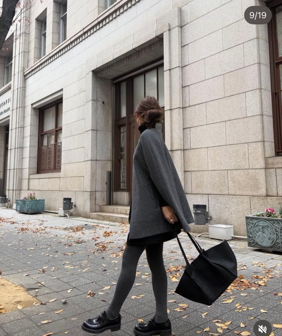 新品【インターファクトリー】ノーカラーケープコート グレー ポンチョ