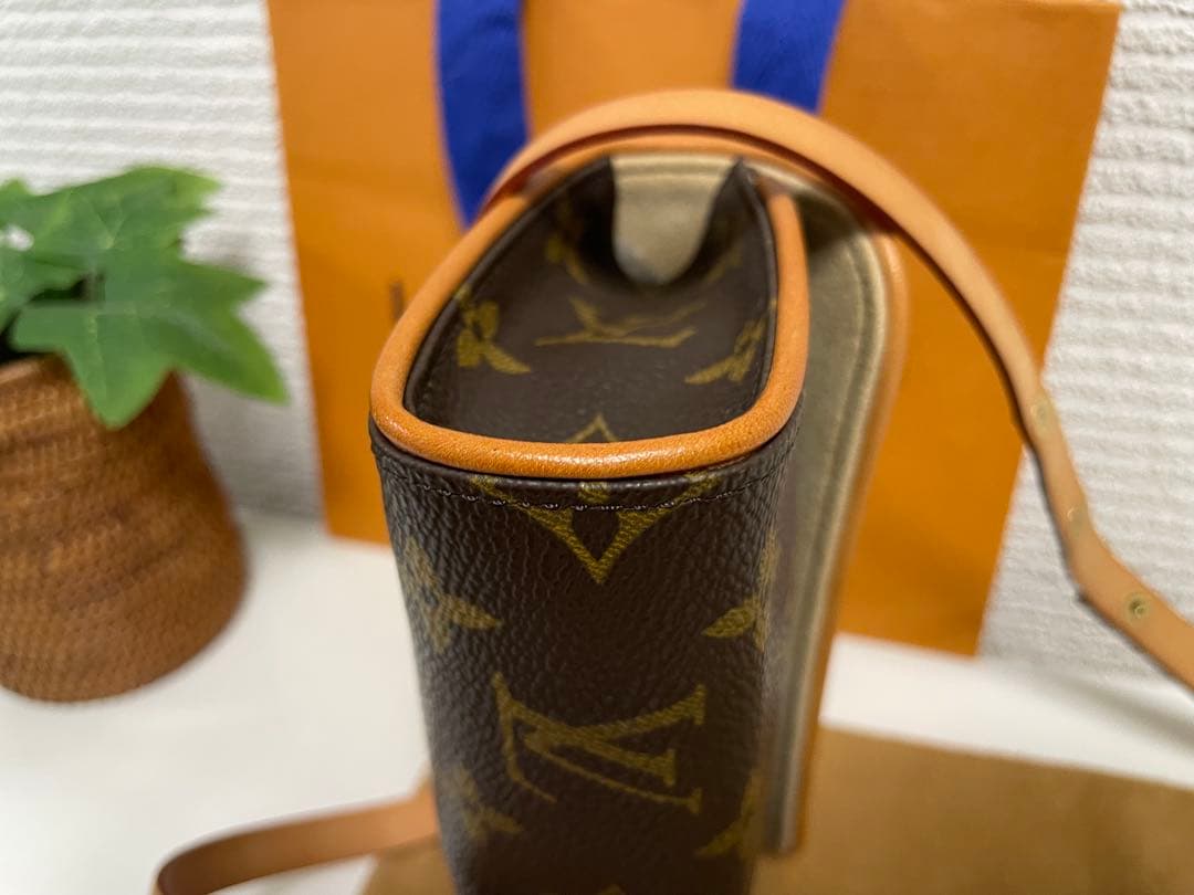 美品　LOUIS VUITTON ポシェットフロランティーヌ