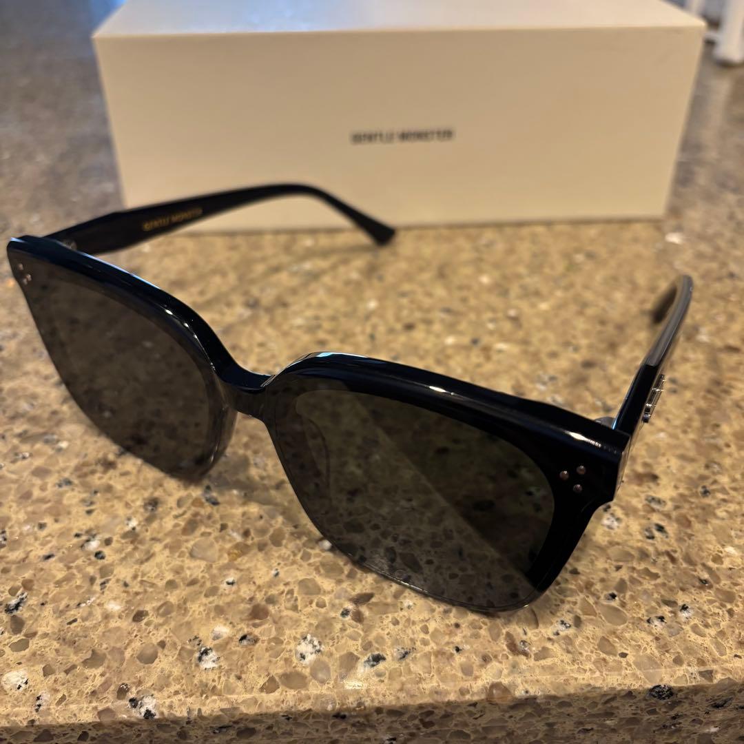 ジェントルモンスター　GENTLE MONSTER PALETTE