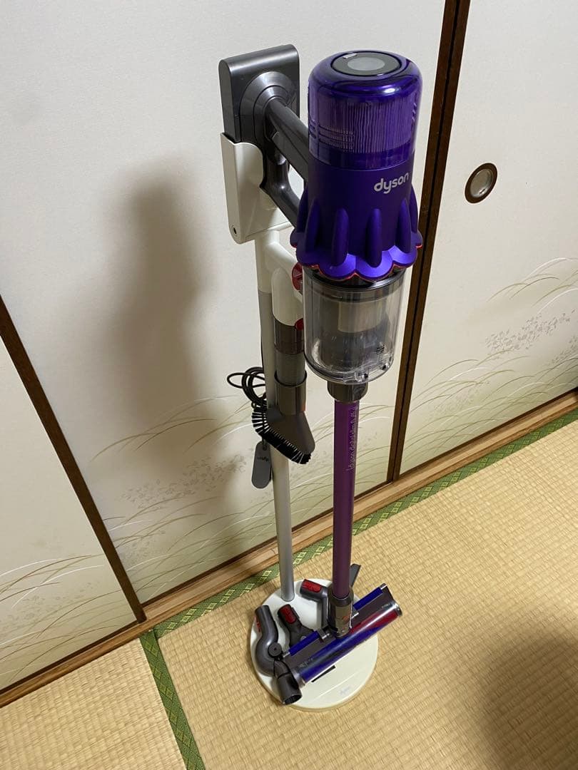 ダイソン dyson Digital Slim fluffy sv18