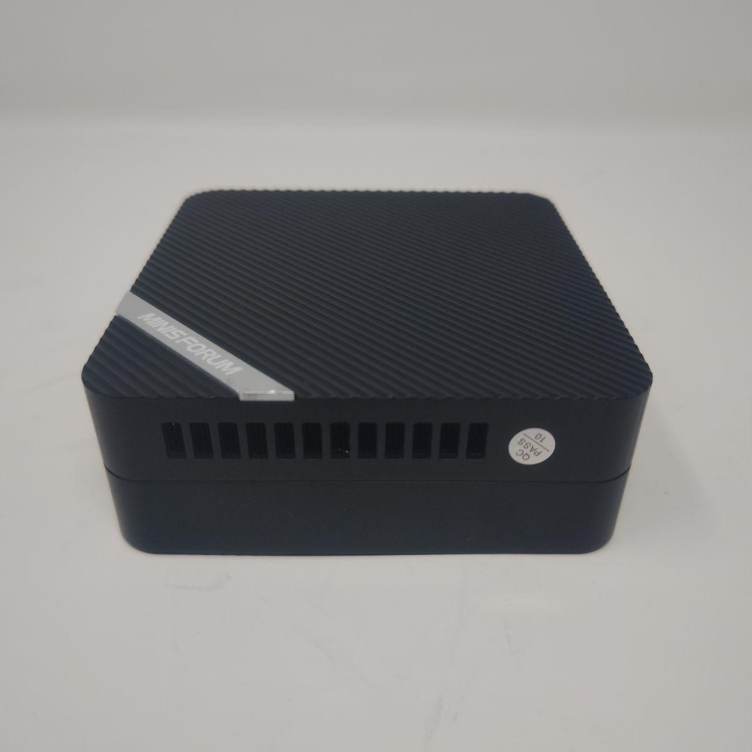 MINISFORUM　Venus Series UM690　ミニpc