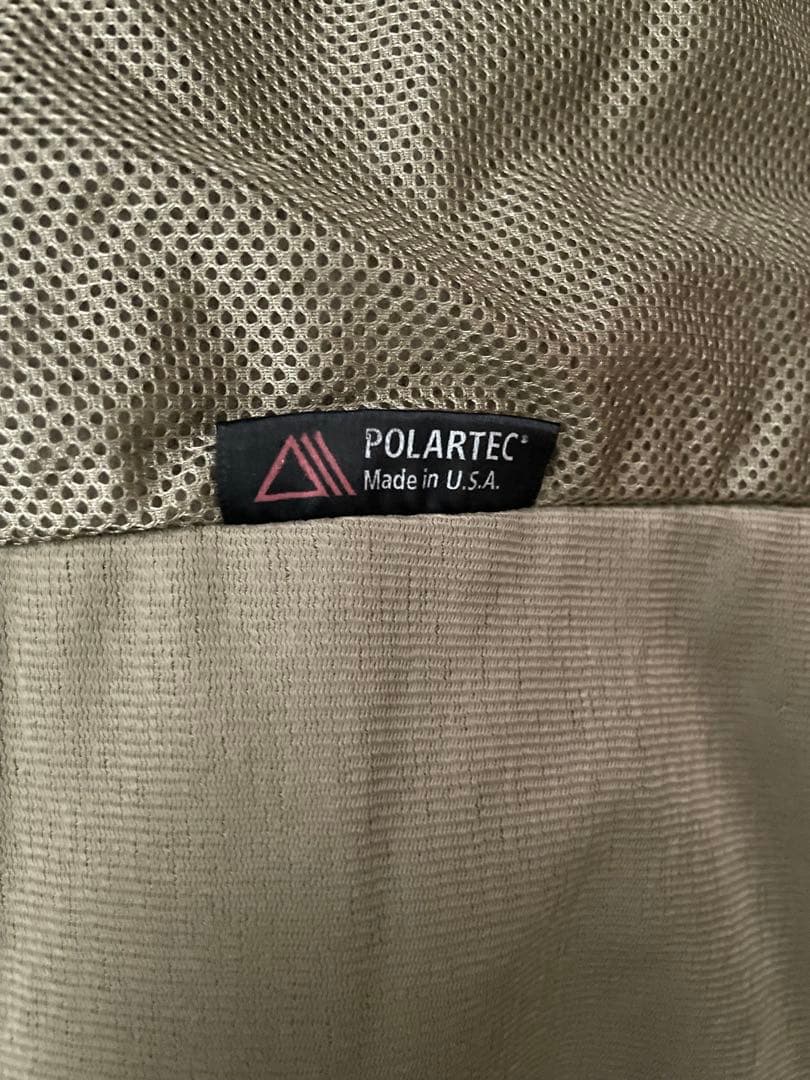 レア実物米軍ECWCS Gen3 POLARTEC COYOTE M-R