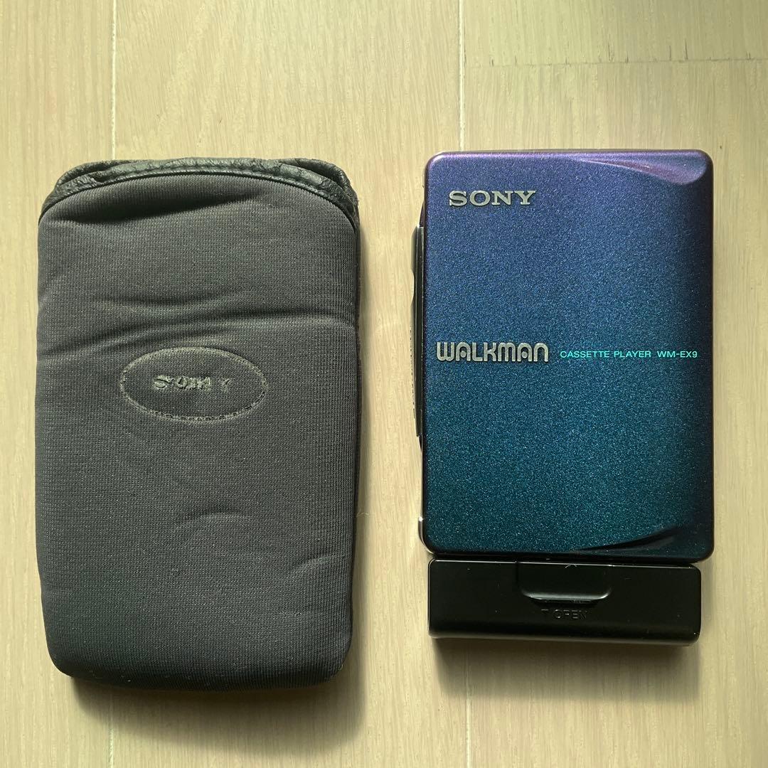 ポータブルプレーヤー SONY WALKMAN CASSETTE PLAYER WM-EX9
