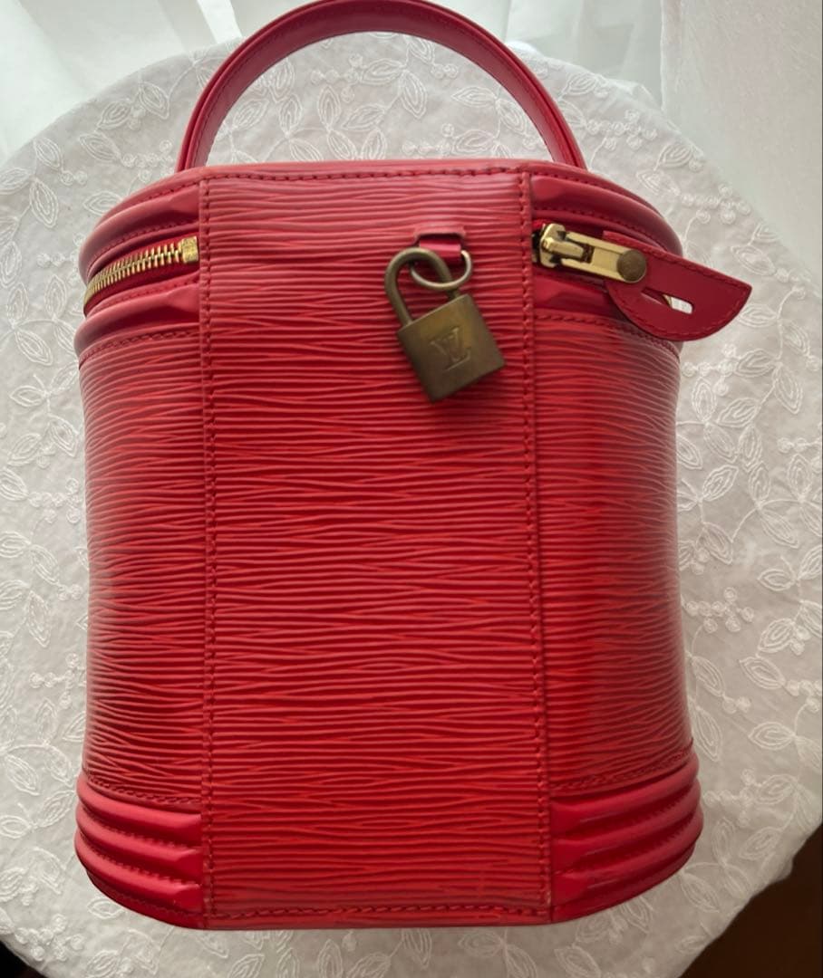 LOUIS VUITTON ルイヴィトン カンヌ バニティバッグ エピ