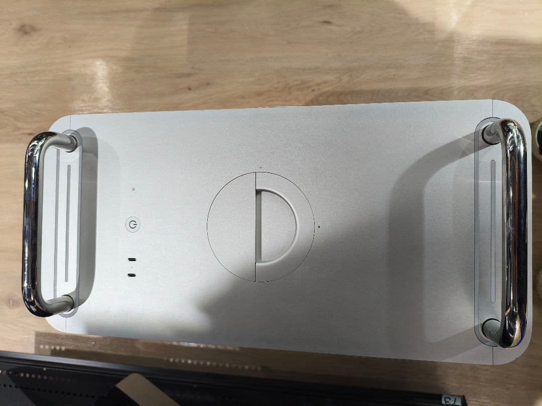 Mac Pro 2019 8コア/32GB/1TB/RadeonPro580X