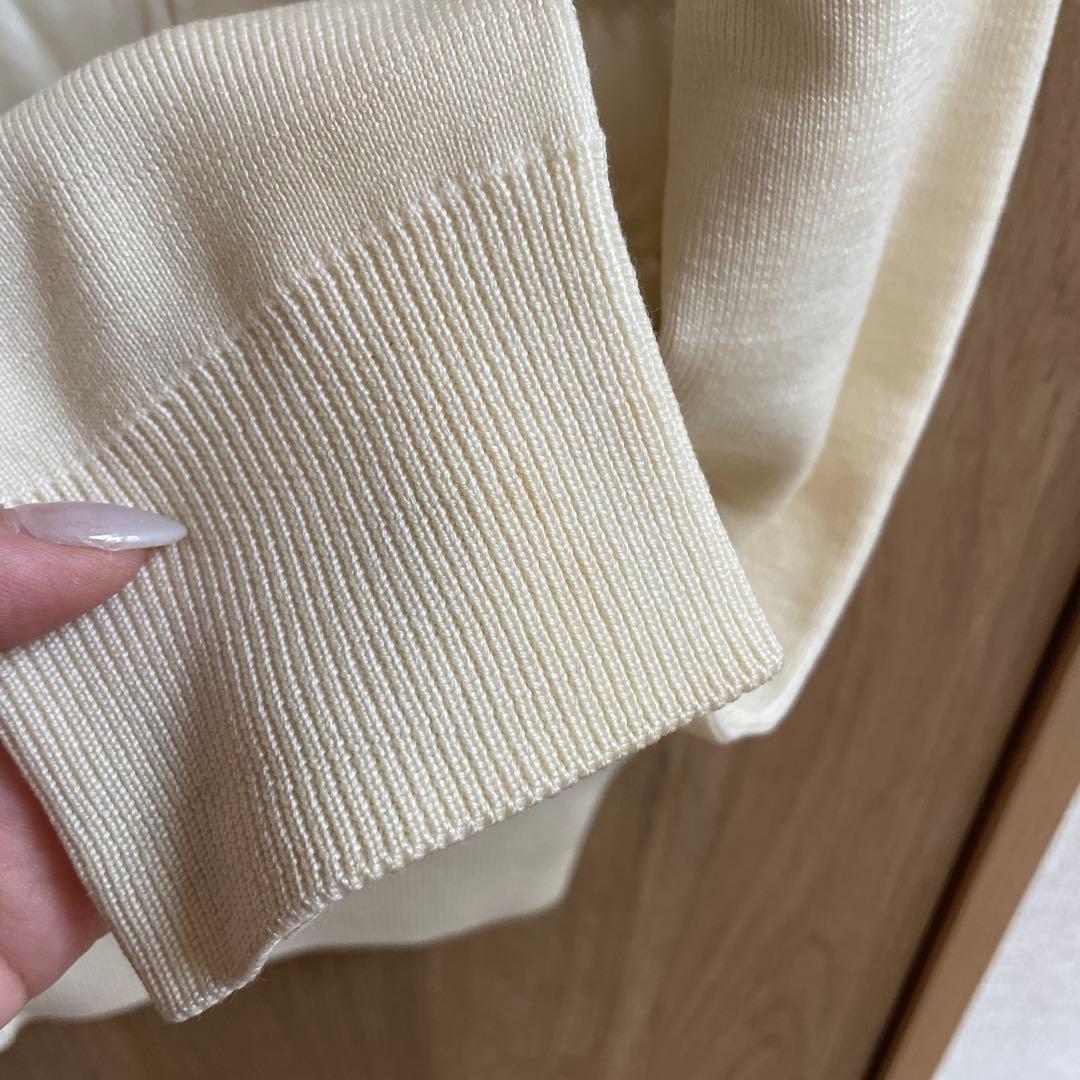 MONCLER アイボリー