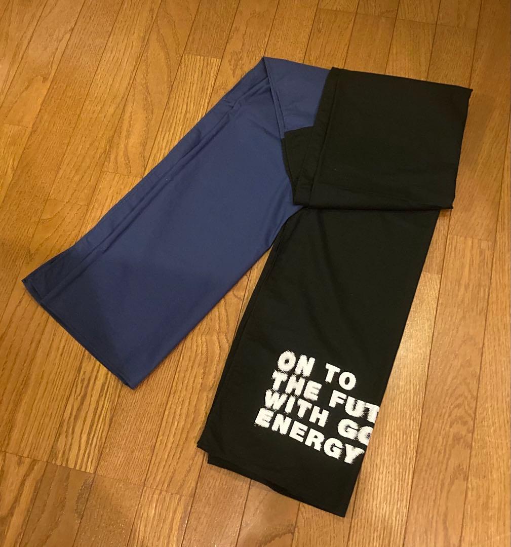 コムデギャルソン　メッセージプリントバイカラーストール　黒×青　日本製