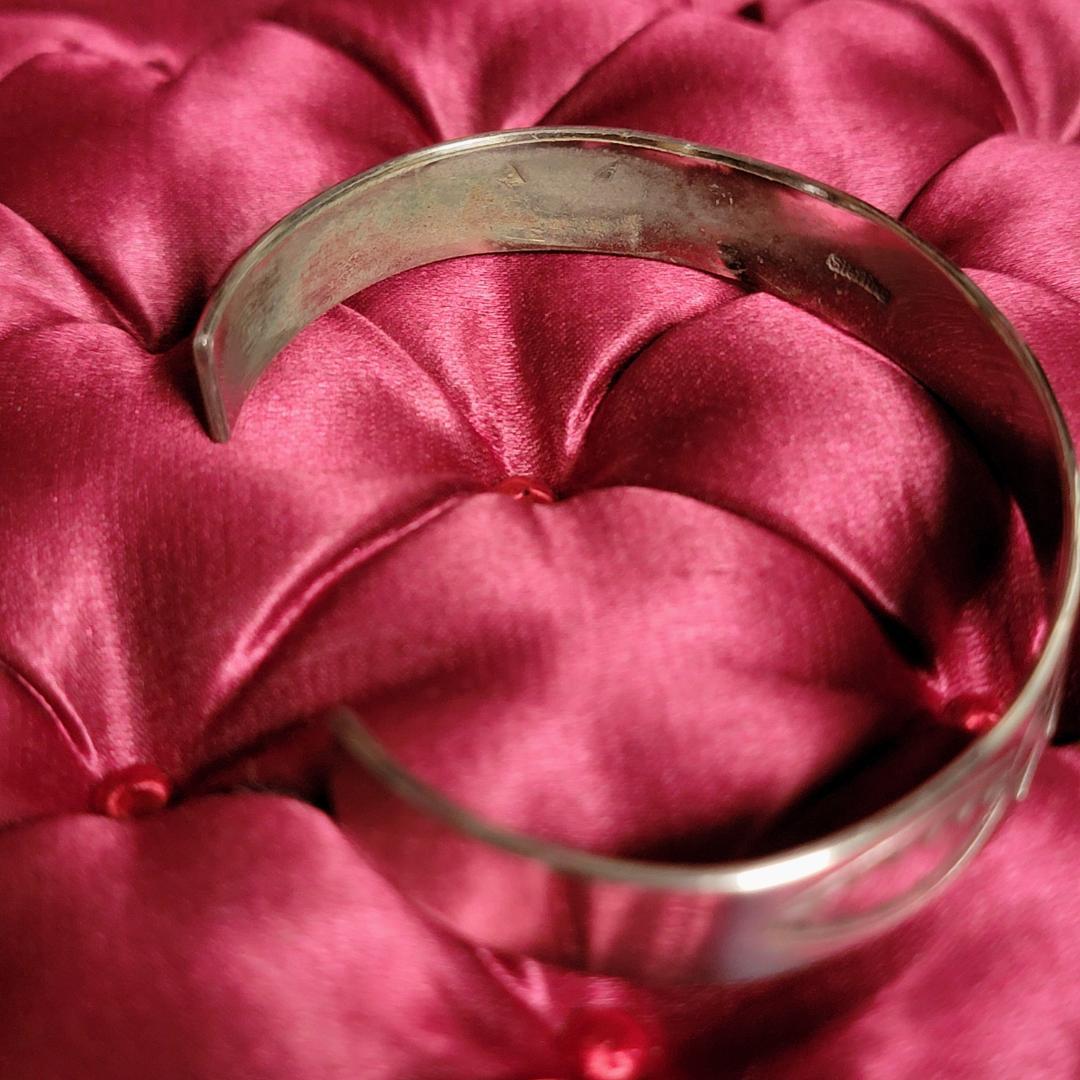 ビンテージ スタンプワークのシルバーバングル インディアンジュエリー