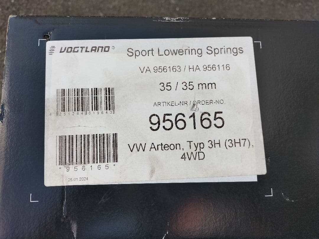 VOGTLAND スポーツローダウンサス VW Arteon