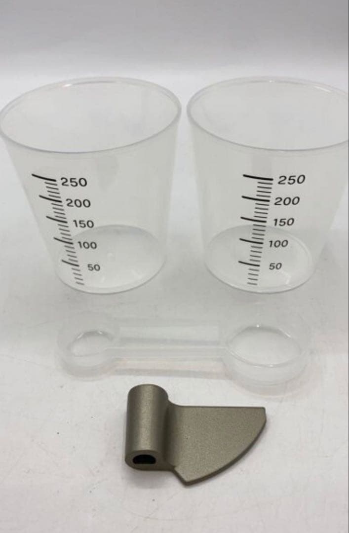 未使用　23年製Zojirushi BB-HE10 ホームベーカリー