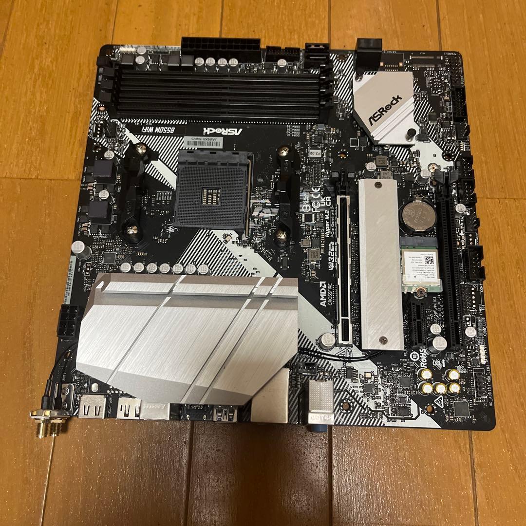 (美品)ASRock B550M WiFi マザーボード