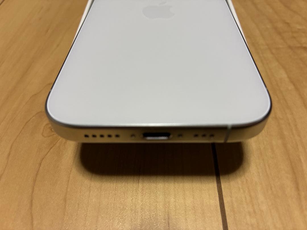 荒*川様 iPhone 16 Pro 1TB ホワイト 100% SIMフリー