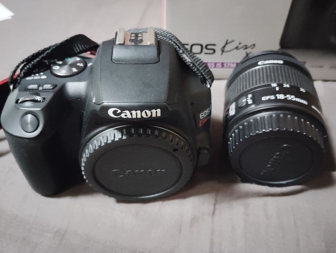 Canon EOS Kiss X10 デジタル一眼レフ　セット
