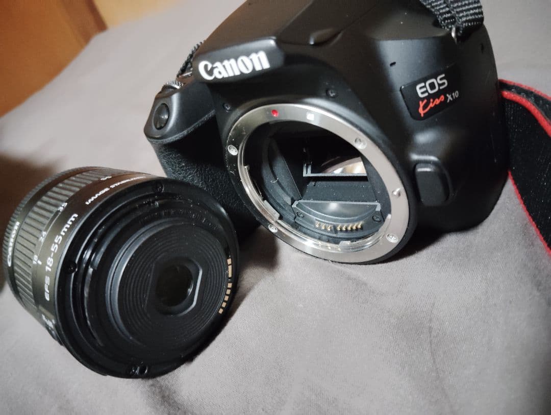 Canon EOS Kiss X10 デジタル一眼レフ　セット