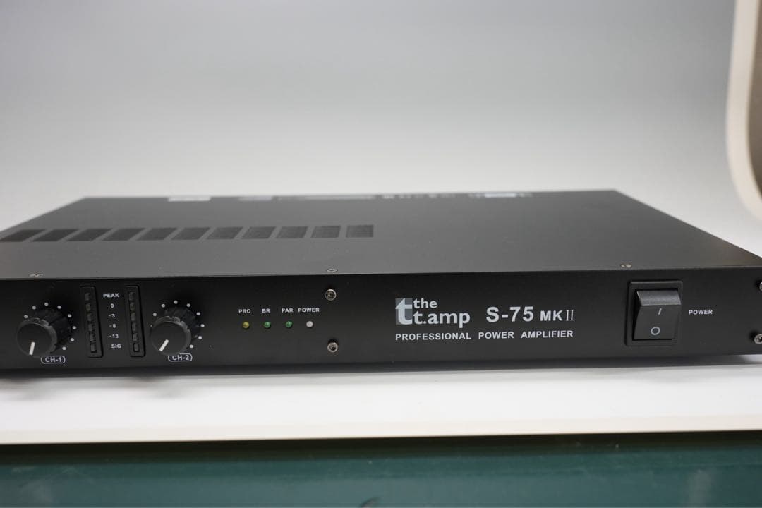 the t.amp S-75 MKII パワーアンプ
