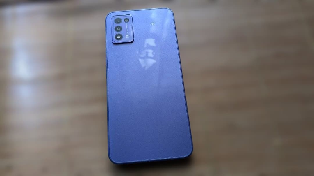 Libero 5G III A202ZT パープル